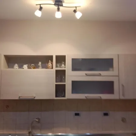 Lägenhet Arti House At Selvia Tirana