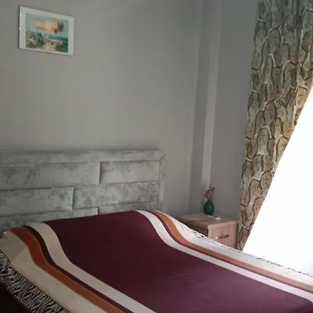 Arti House At Selvia Lägenhet Tirana